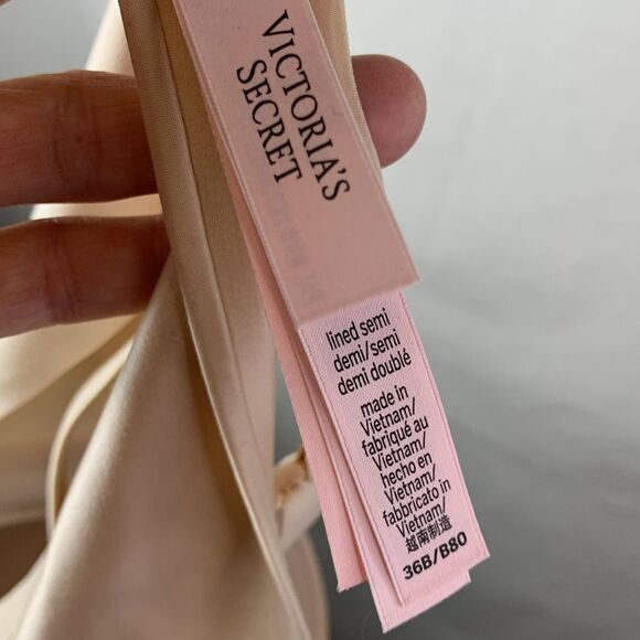 Victoria’s Secret Beige Lined Semi-Demi Wirefree Bra Size 36B - Picture 9 of 10